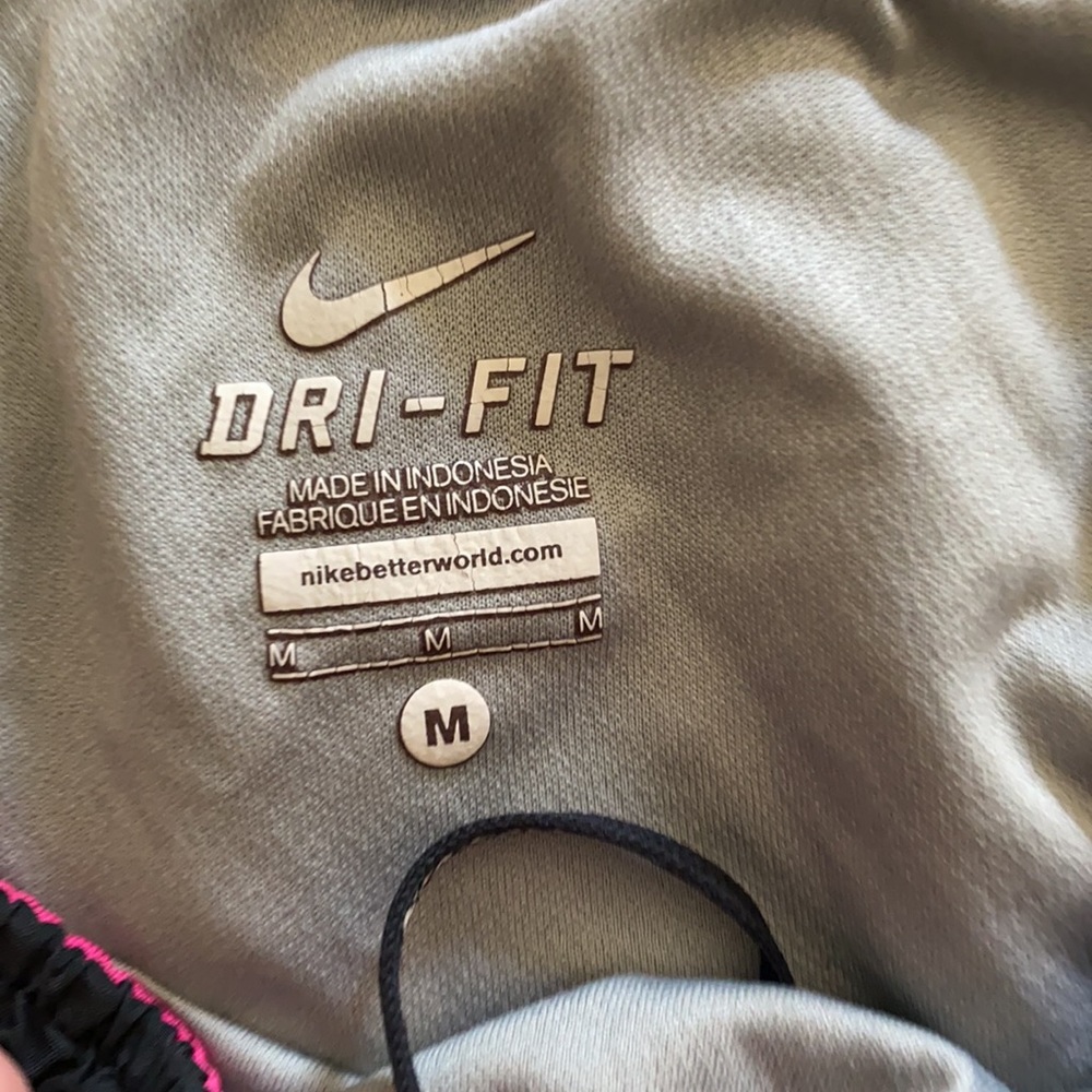 Running shorts - Picture 2 of 2